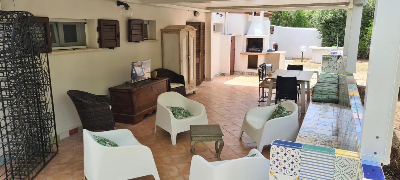 Jungle House - Pineta Is Morus Villa Santa Margherita di Pula Eksteriør billede