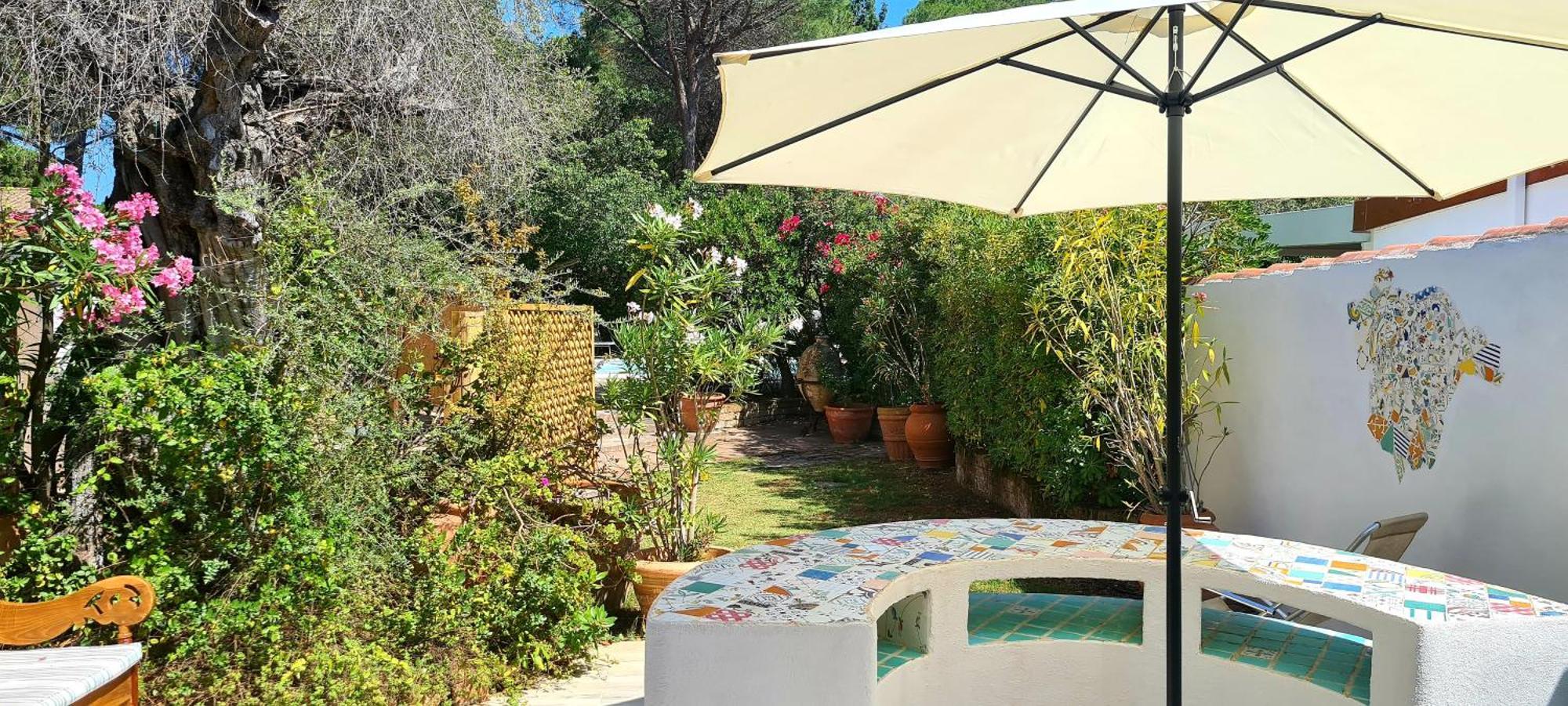 Jungle House - Pineta Is Morus Villa Santa Margherita di Pula Værelse billede