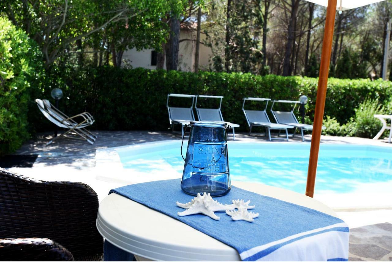 Jungle House - Pineta Is Morus Villa Santa Margherita di Pula Eksteriør billede